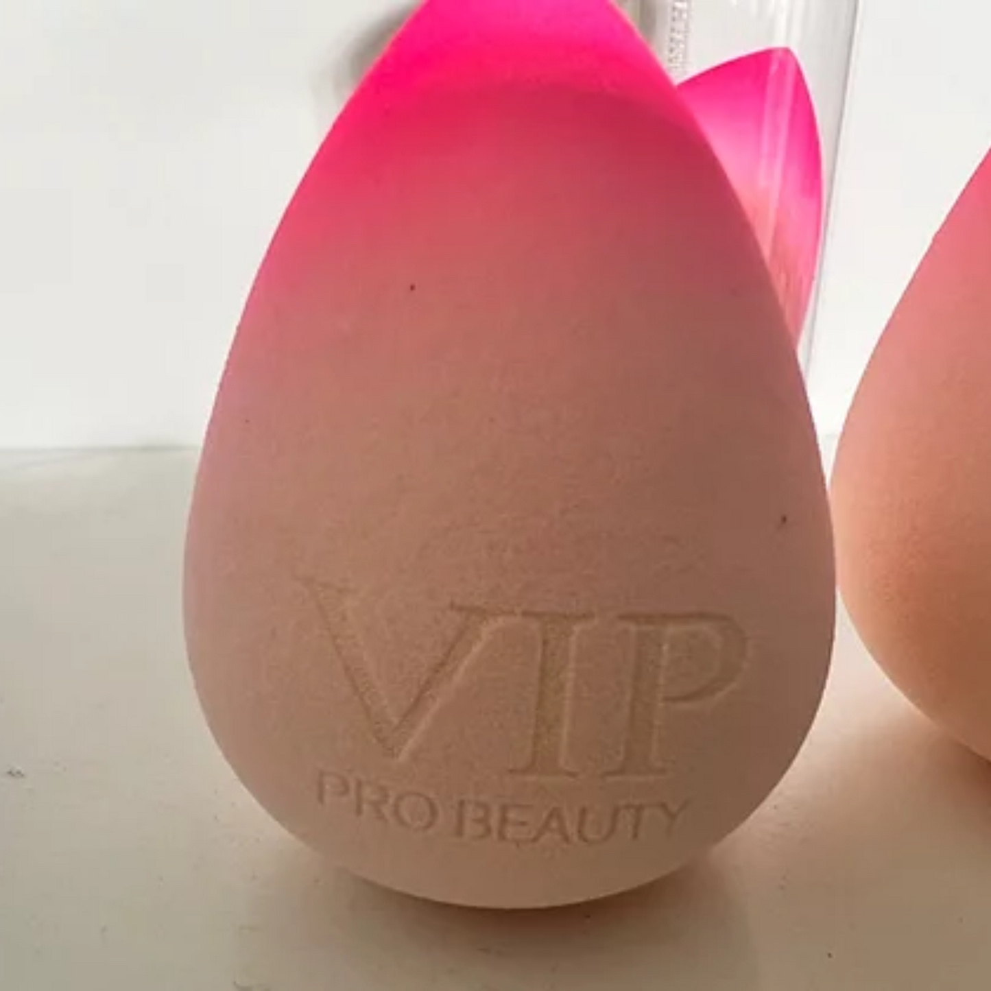 Pro beauty blender sponge
